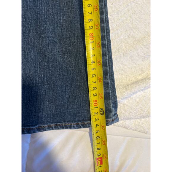 Old Navy Original Bootcut Jeans Potrero Wash Women’s Size 8 - Picture 2 of 8